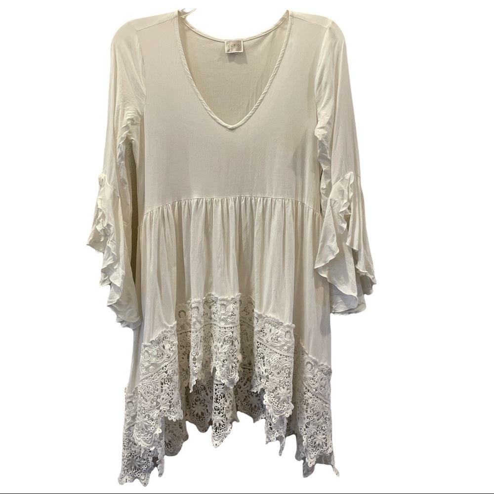 Cupio White lace blouse. Size Small